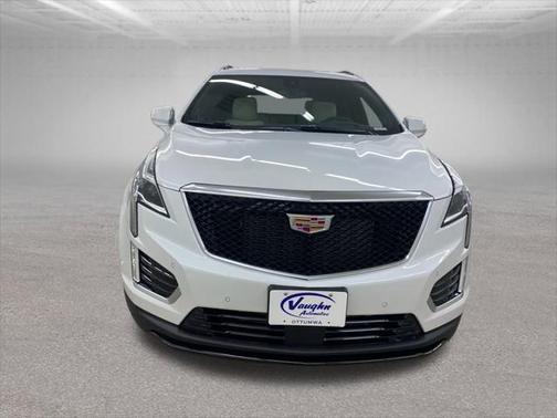 2025 Cadillac XT5 Sport