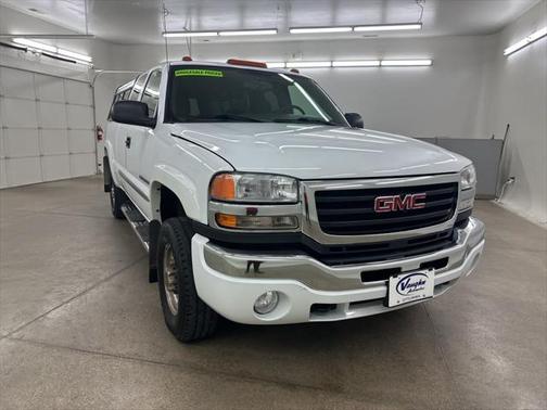 2004 GMC Sierra 2500 SLE H/D Extended Cab