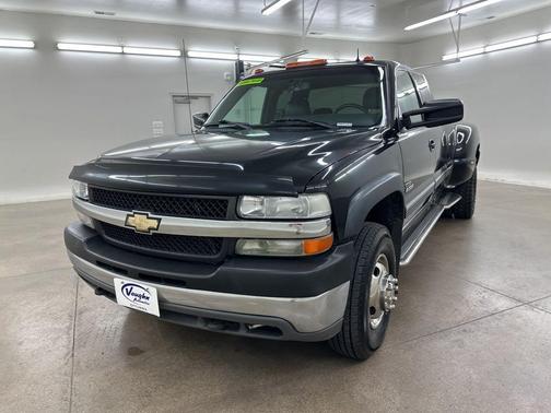 2001 Chevrolet Silverado 3500 LT Extended Cab