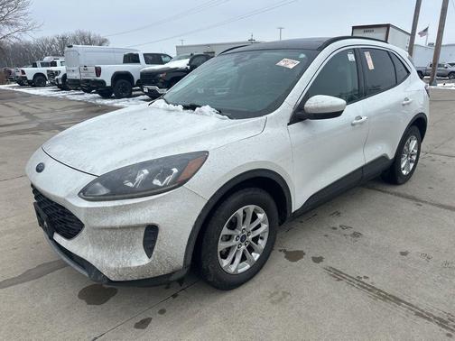 2020 Ford Escape SE
