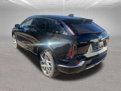 2026 Cadillac OPTIQ Luxury