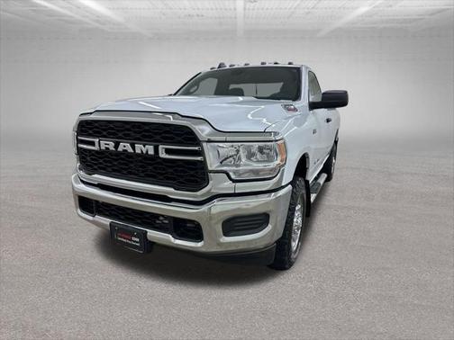2022 RAM 2500 Tradesman Regular Cab 4x4 8' Box