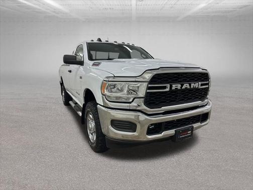 2022 RAM 2500 Tradesman Regular Cab 4x4 8' Box