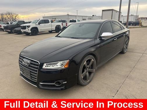 2015 Audi S8 4.0T