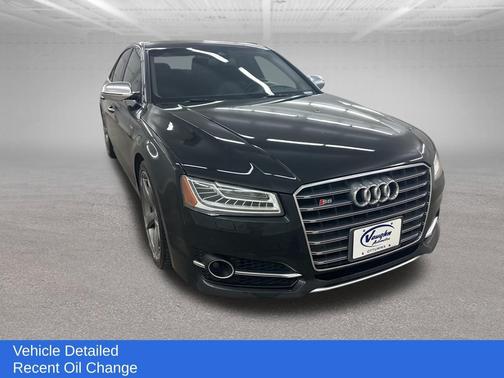 2015 Audi S8 4.0T
