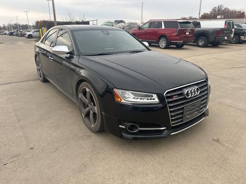 2015 Audi S8 4.0T