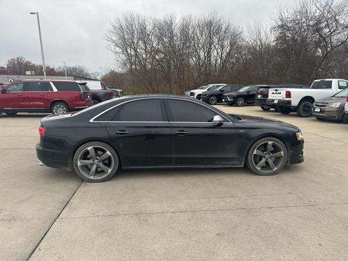 2015 Audi S8 4.0T