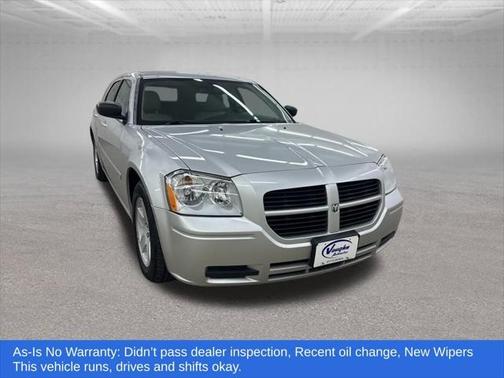 2005 Dodge Magnum SE