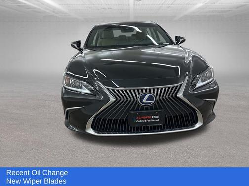 2020 Lexus ES 300h Base