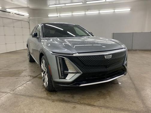 2024 Cadillac LYRIQ Luxury w/1SE