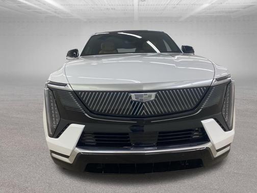 2025 Cadillac Escalade IQ Luxury 2