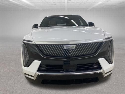 2025 Cadillac Escalade IQ Luxury 2