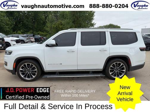 Bright White Clearcoat 2022 Jeep Wagoneer Series III 4x4