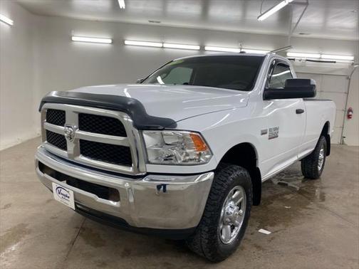 2017 RAM 2500 Tradesman Regular Cab 4x4 8' Box