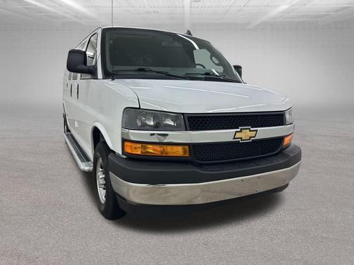 2024 Chevrolet Express 2500 RWD 2500 Regular Wheelbase WT