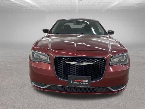 2019 Chrysler 300 Touring