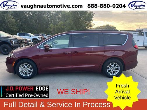 2022 Chrysler Pacifica Touring L