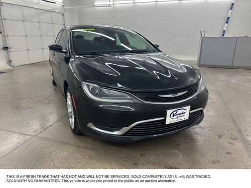 Black Clearcoat 2015 Chrysler 200 Limited