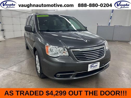 Granite Crystal Metallic Clearcoat 2016 Chrysler Town & Country Touring