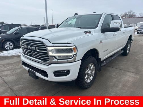 2024 RAM 2500 Laramie Crew Cab 4x4 6'4' Box