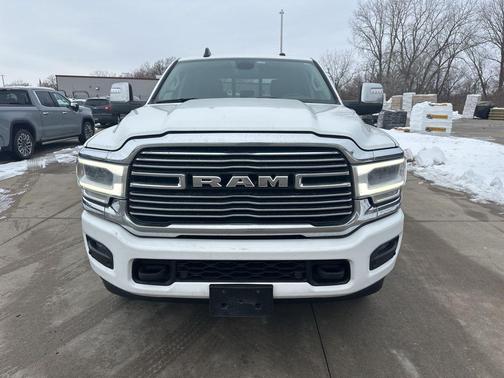 2024 RAM 2500 Laramie Crew Cab 4x4 6'4' Box
