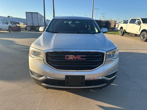 2018 GMC Acadia SLE-1