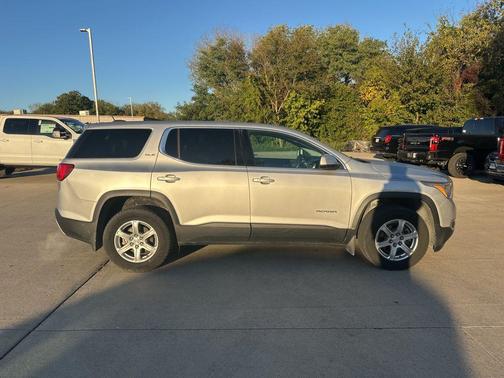 2018 GMC Acadia SLE-1