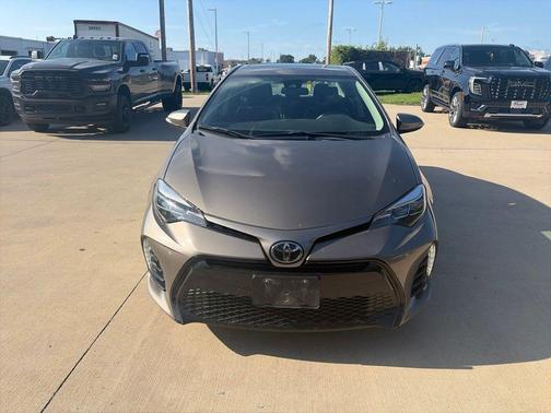 Falcon Gray Metallic 2017 Toyota Corolla SE