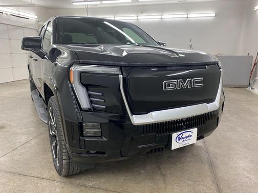 2025 GMC Sierra EV Max Range Denali