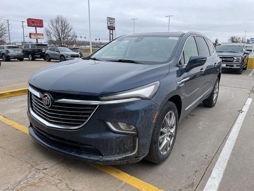 2023 Buick Enclave Essence AWD