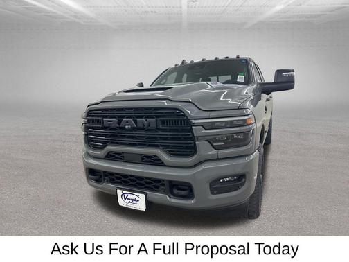Ceramic Gray Clearcoat 2026 RAM 2500 Laramie Crew Cab 4x4 6'4' Box