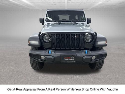 Silver Zynith Clearcoat 2023 Jeep Wrangler 4xe Willys