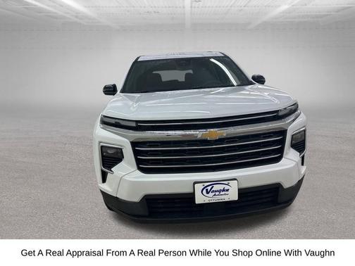 Summit White 2026 Chevrolet Traverse LT