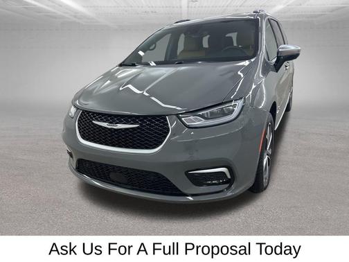 2023 Chrysler Pacifica L