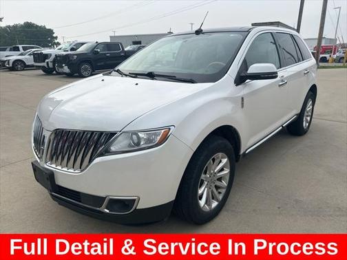 2015 Lincoln MKX Base