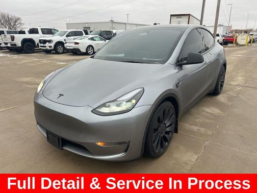2024 Tesla Model Y Performance Dual Motor All-Wheel Drive