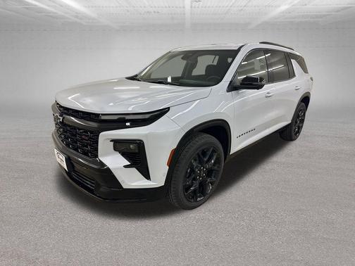 Polar White Tricoat 2026 Chevrolet Traverse RS
