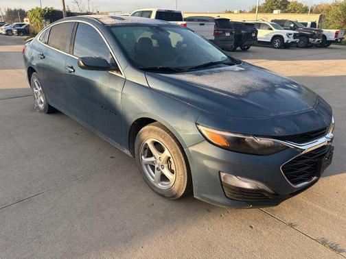 2024 Chevrolet Malibu FWD RS