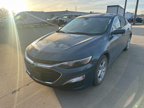 2024 Chevrolet Malibu FWD RS