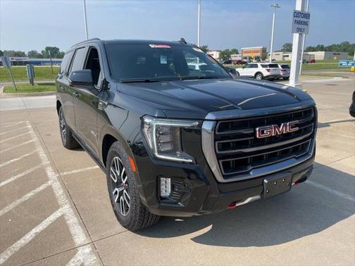 2024 GMC Yukon 4WD AT4