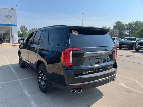 2024 GMC Yukon 4WD AT4