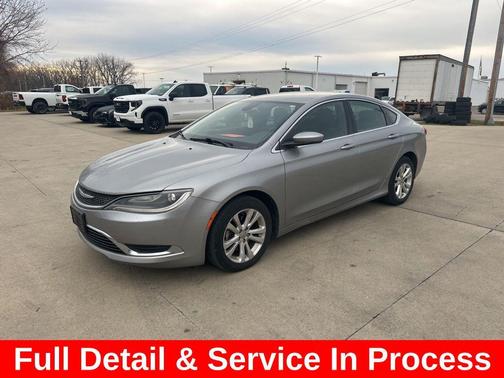 2015 Chrysler 200 Limited