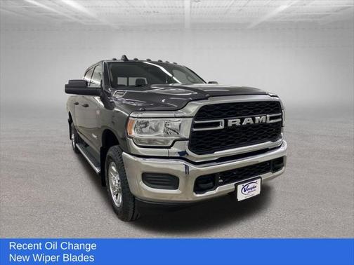 Granite Crystal Metallic Clearcoat 2020 RAM 2500 Tradesman Crew Cab 4X4 6'4' Box