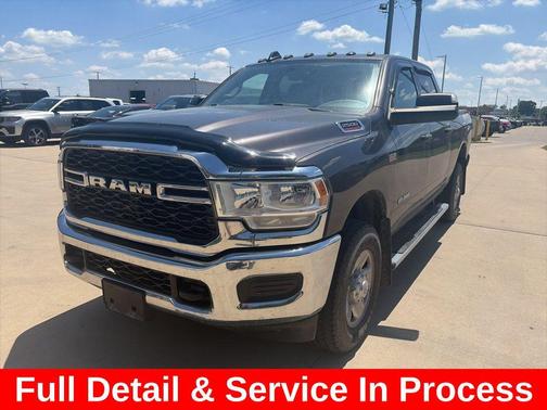 Granite Crystal Metallic Clearcoat 2020 RAM 2500 Tradesman Crew Cab 4X4 6'4' Box