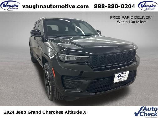 Diamond Black Crystal Pearlcoat 2024 Jeep Grand Cherokee Altitude