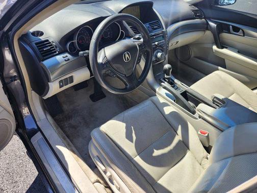2010 Acura TL Technology