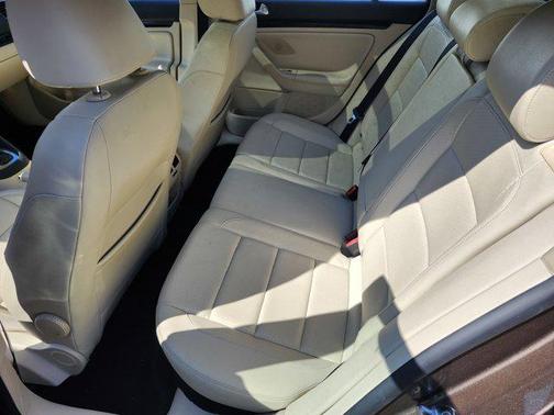 2013 Volkswagen Jetta SportWagen SE