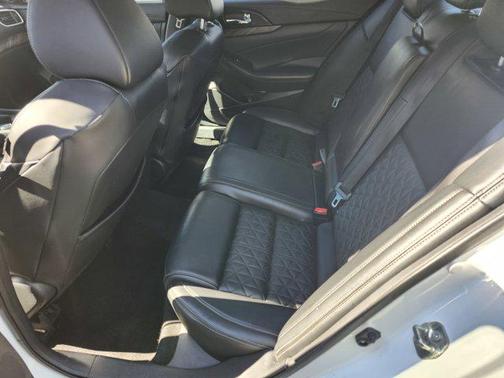 2017 Nissan Maxima 3.5 Platinum