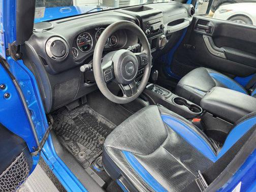 Hydro Blue Pearlcoat 2016 Jeep Wrangler Unlimited Sport