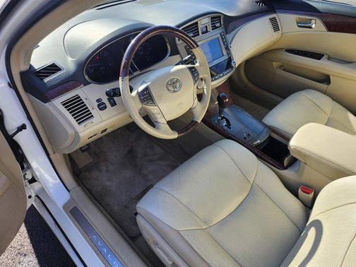 2012 Toyota Avalon Base